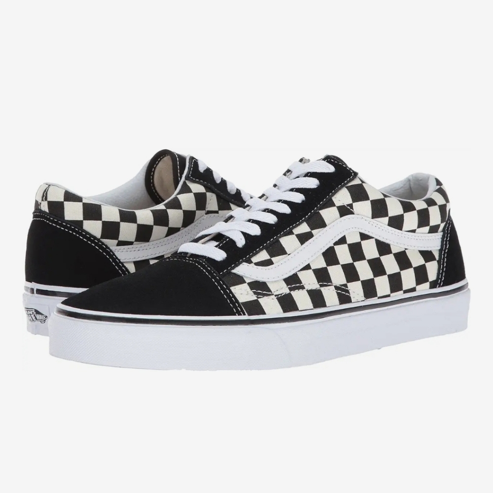 Vans Women Old school checkerboard sneakers
